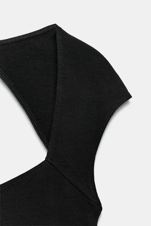 Cotton Blend Sleeveless Top with Back Vent Cut-Out Design – image 6