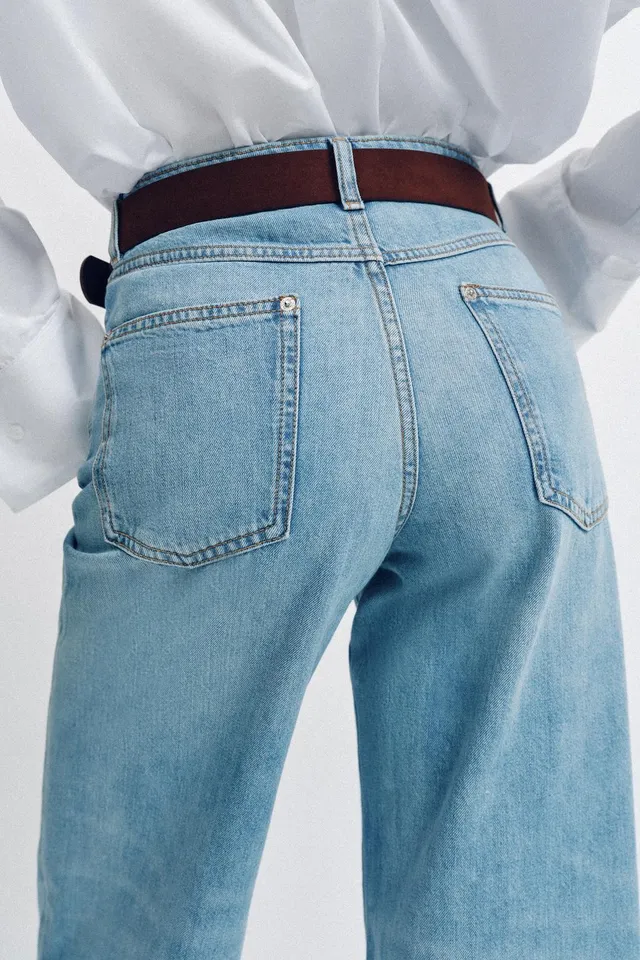 جينز WIDE LEG قصير بخصر عالٍ وحزام – صورة 6