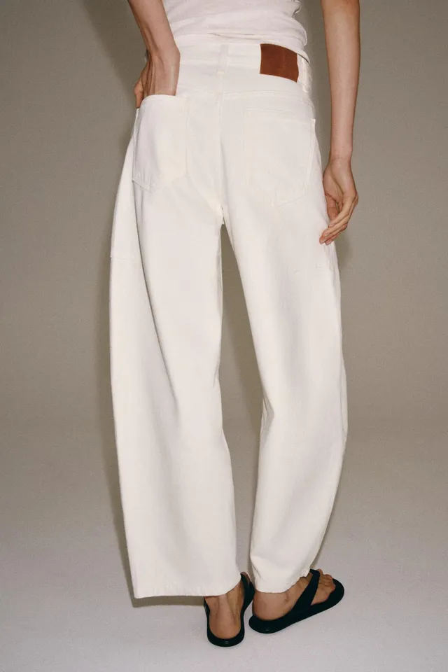 Mid-Waist Balloon Jeans – image 3