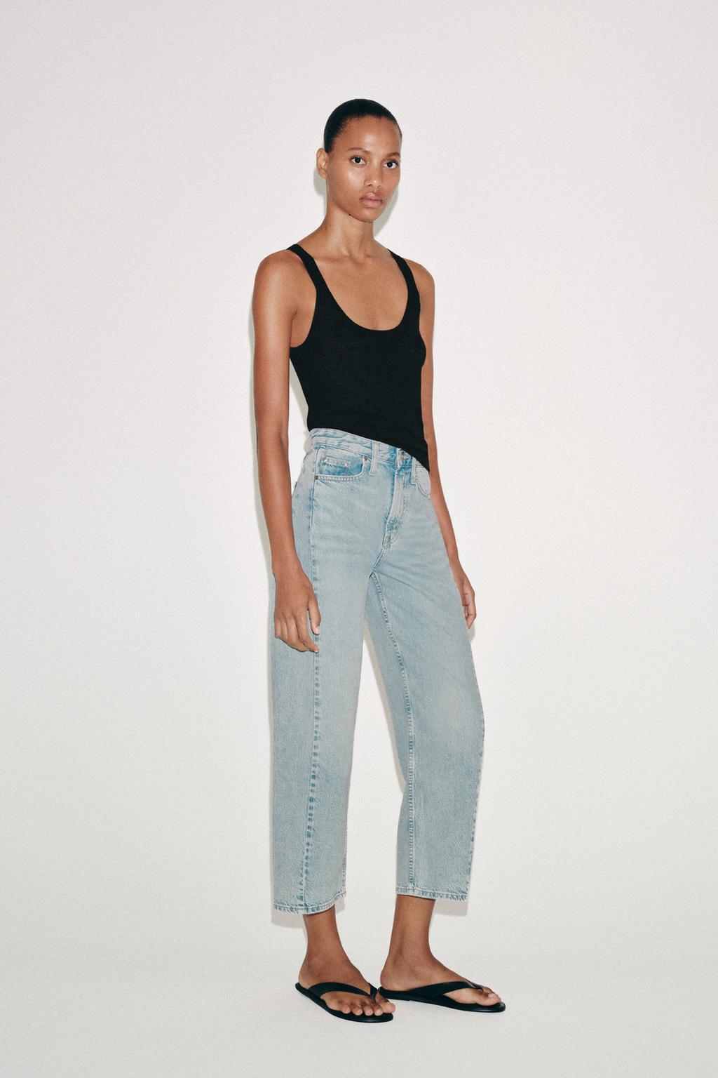 Sleeveless Fine-Knit Top