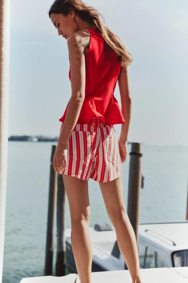 Halter Neck Peplum Top with Bow Detail and Side Zip Closure – image 5