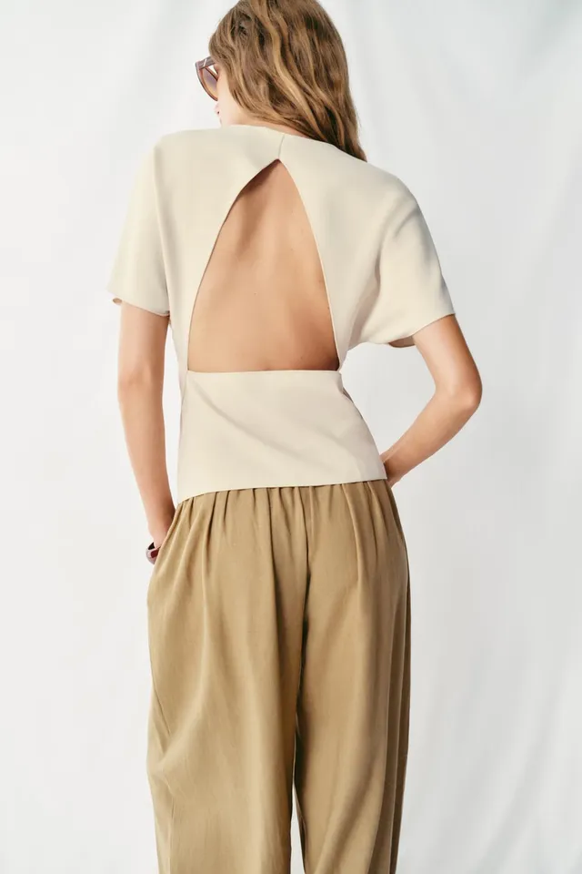 Solid Color Round Neck Short Sleeve T-Shirt with Back Cut-Out Detail – image 4