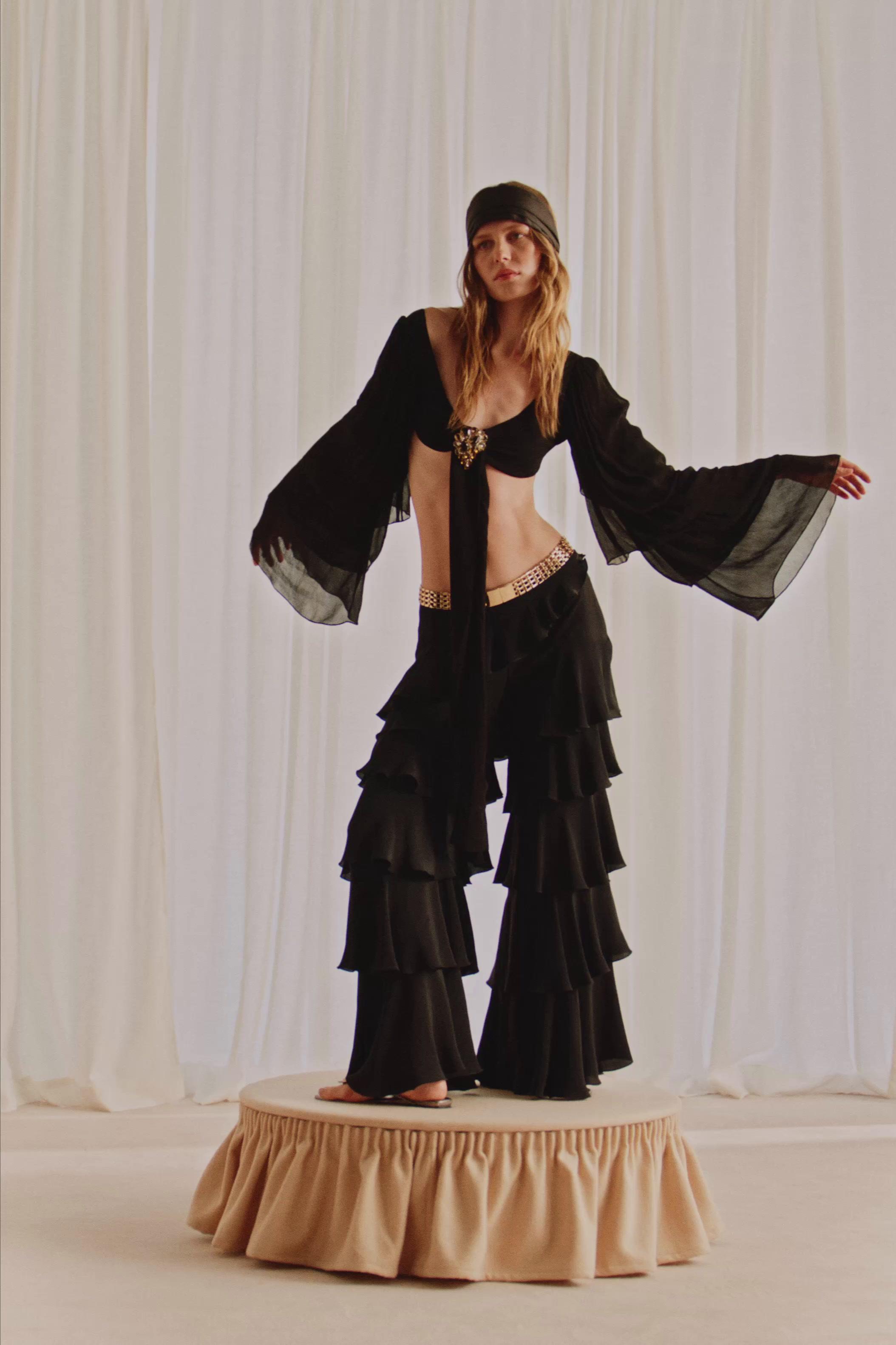 TOP فريلز MARISA BERENSON X ZARA