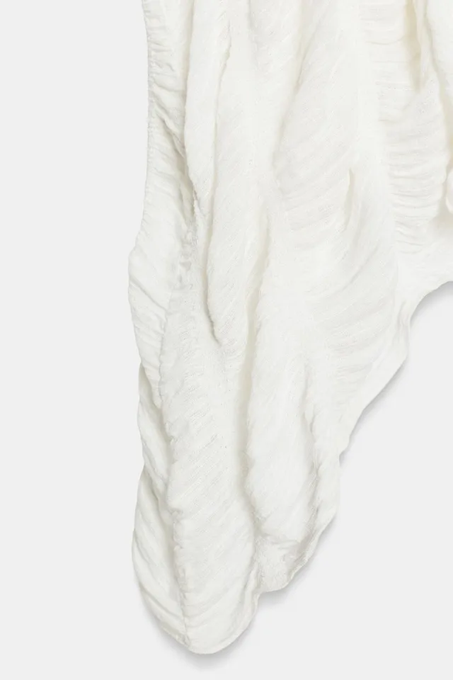 Textured Cape Top with Ruched Detailing and Asymmetric Hem – image 8