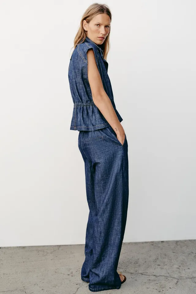 Linen-Blend High-Neck Elastic-Waist Sleeveless Waistcoat – image 5