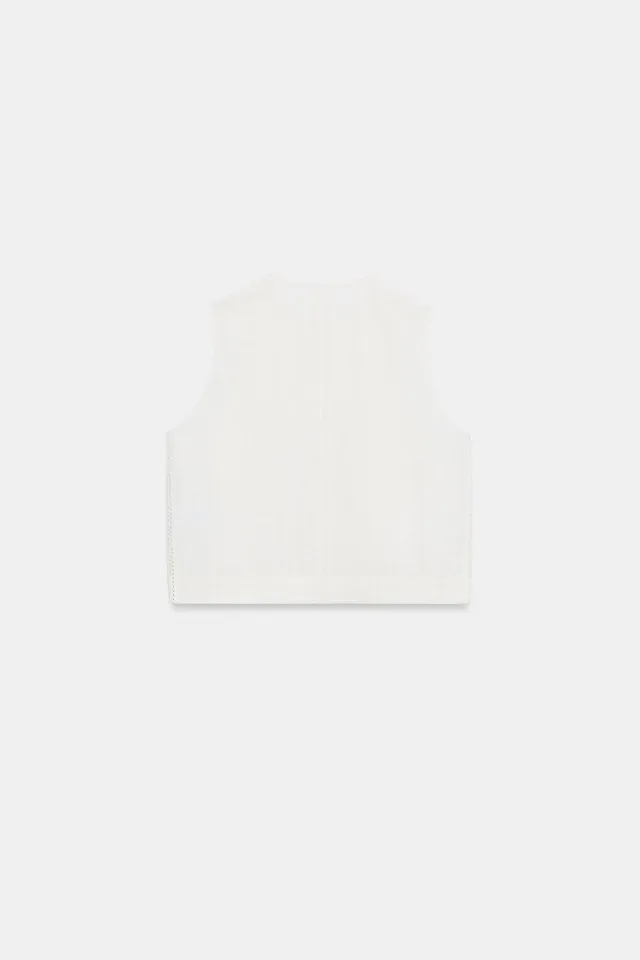 Sleeveless Lace Trim Top with Front Pockets and Button Closure – image 7