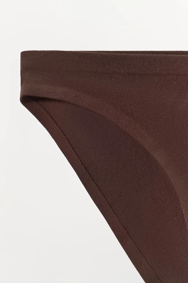 Seamless Briefs – image 6