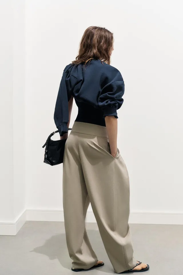High-Waist Balloon Trousers with Front Pleats and Concealed Pockets – image 4