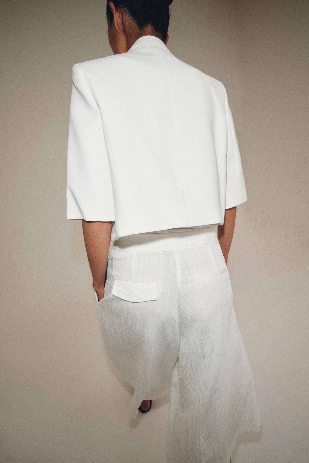BLAZER CROPPED بأكمام قصيرة مجموعة ZW
