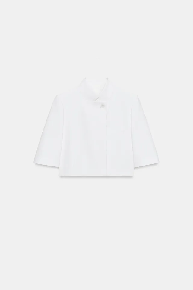 Cropped Short Sleeve Blazer with High Neck and Welt Chest Pockets – image 6
