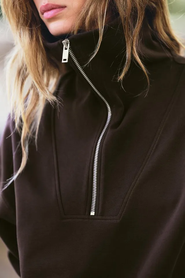 INTERLOCK ZIP-UP SWEATSHIRT – image 3