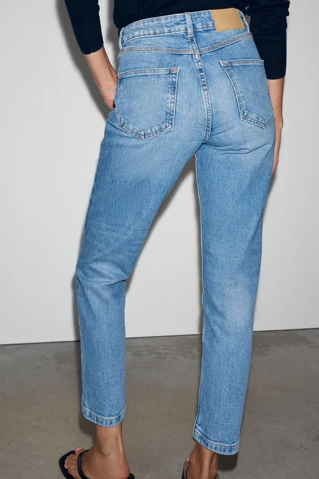 Z1975 HIGH-WAIST MOM FIT JEANS – image 4