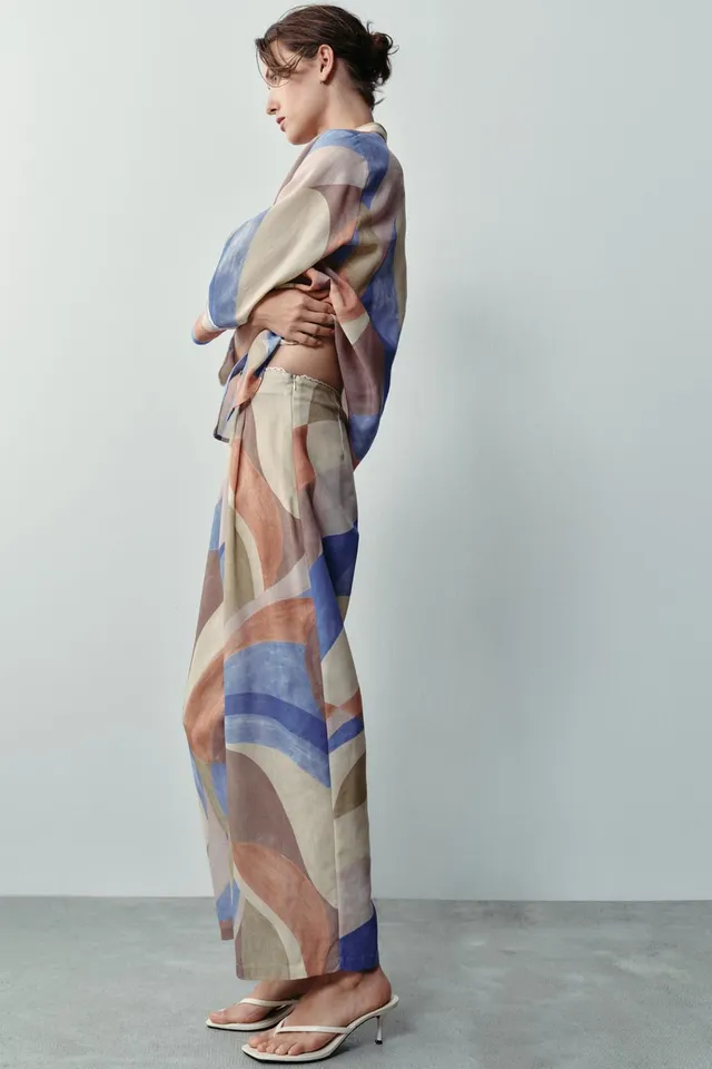 PRINTED WIDE-LEG TROUSERS – image 6