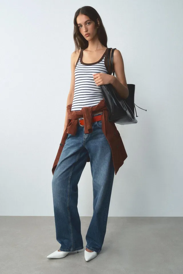 RIBBED SLEEVELESS TOP