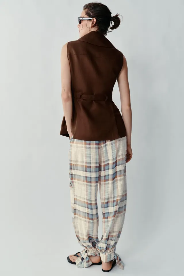 LINEN BLEND BELTED WAISTCOAT – image 6