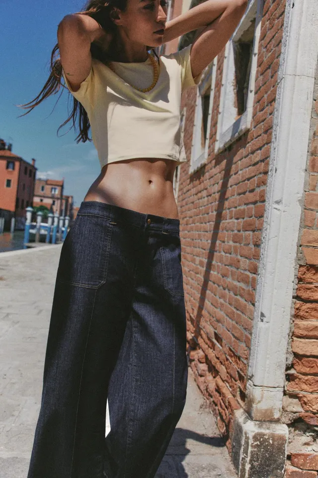 SHORT SLEEVE CROPPED T-SHIRT – image 4