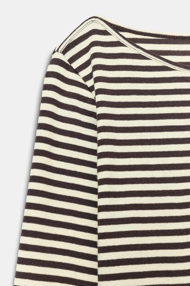 BOAT NECK T-SHIRT – image 9