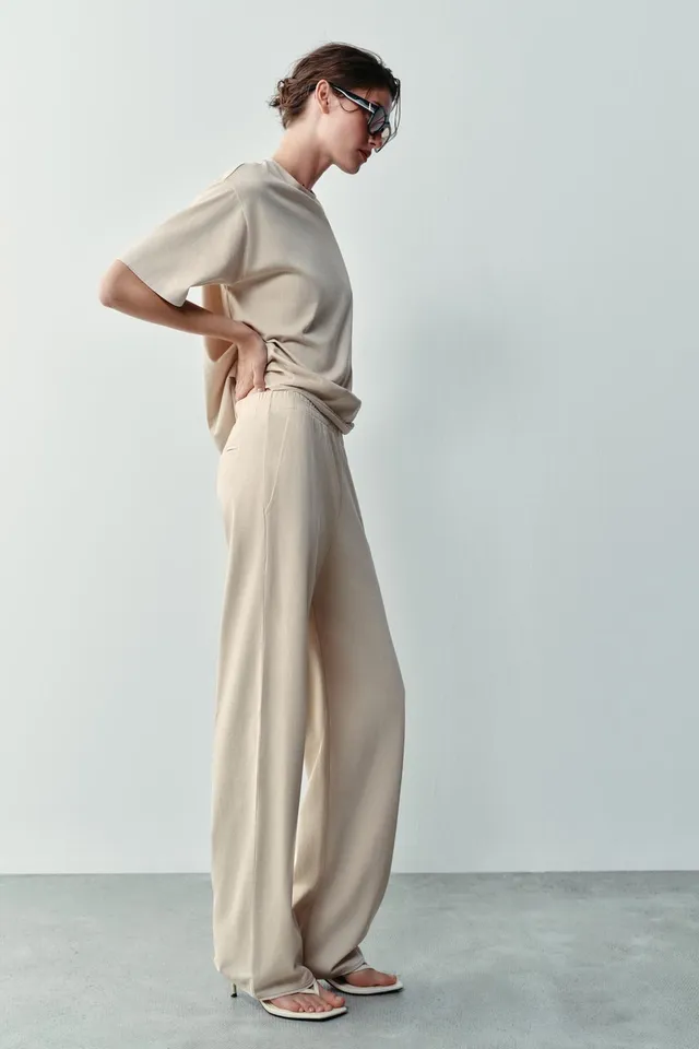 ROUND NECK T-SHIRT – image 3