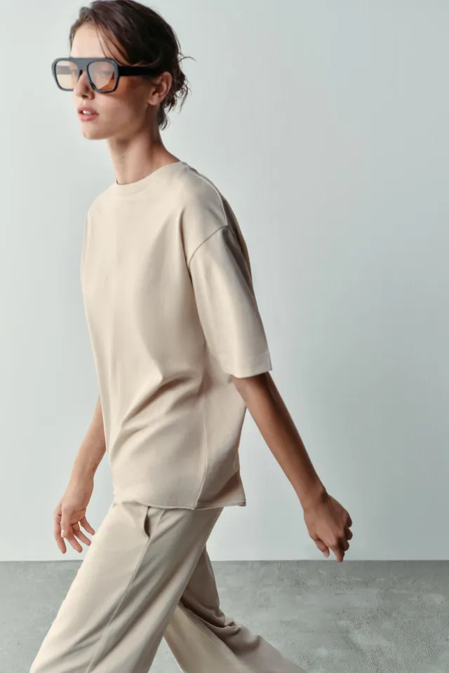 ROUND NECK T-SHIRT – image 4