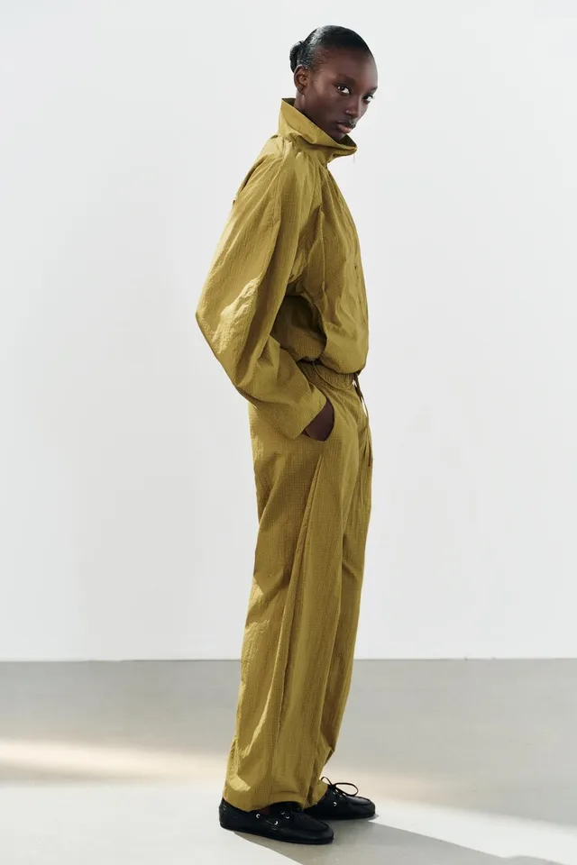 TECHNICAL FABRIC BALLOON TROUSERS – image 3