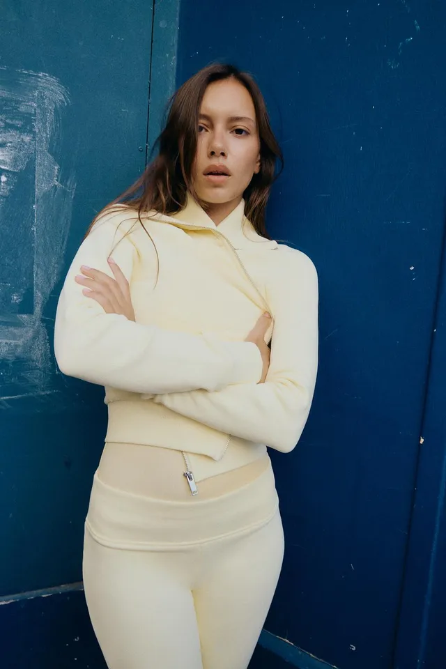 ZIP-UP PLUSH JACKET – image 3