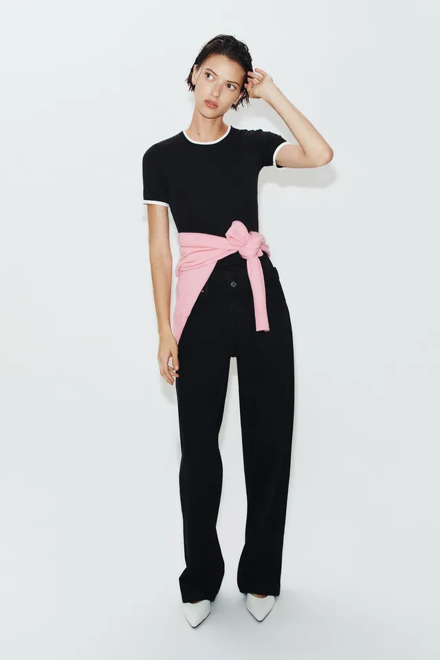 T-SHIRT WITH CONTRAST BOWS