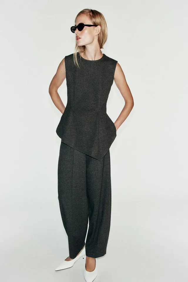 SOFT PEPLUM TOP