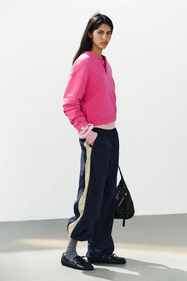FADED SWEATSHIRT WITH BUTTONS – image 3