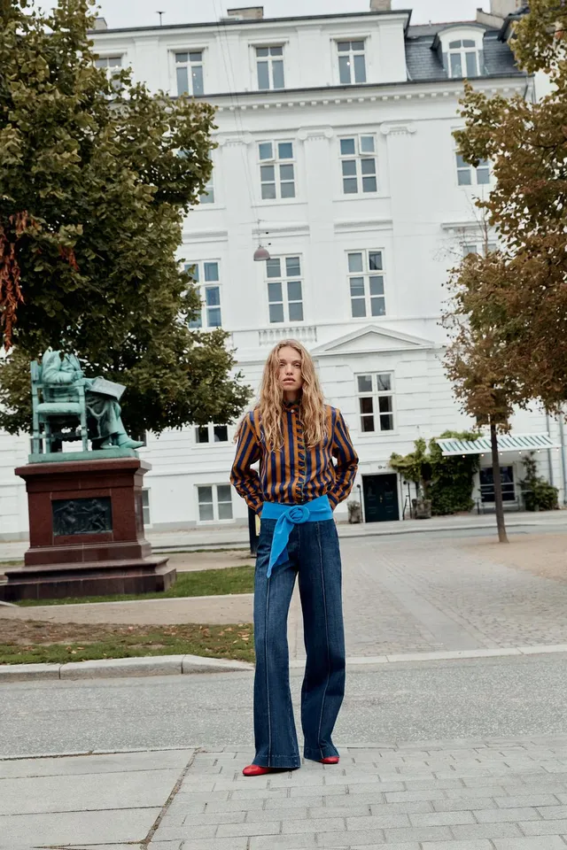 Z1975 HIGH-WAIST WIDE-LEG JEANS WITHOUT WAISTBAND