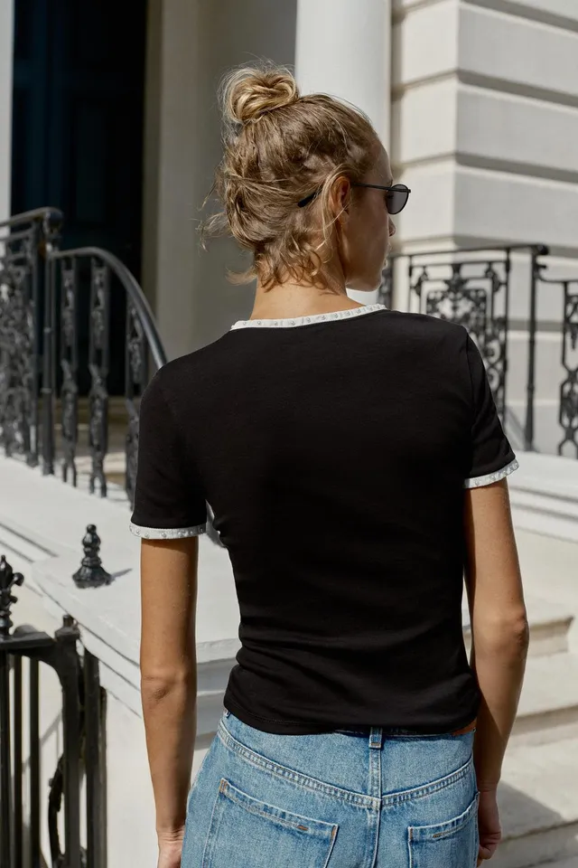 CONTRAST FAUX PEARL T-SHIRT – image 6