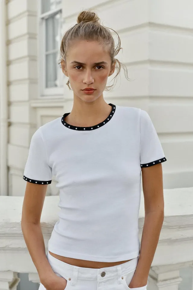 CONTRAST FAUX PEARL T-SHIRT – image 2