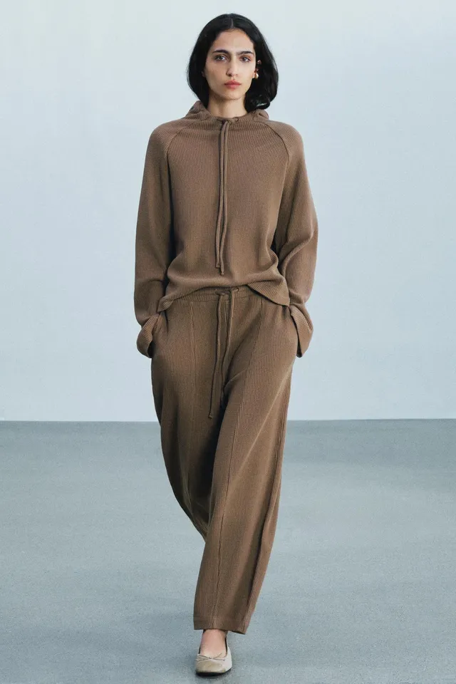 WAFFLE-KNIT HOODIE