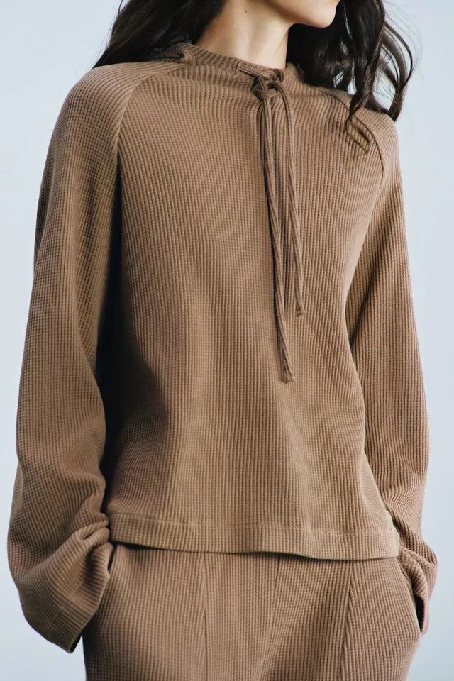 WAFFLE-KNIT HOODIE – image 2
