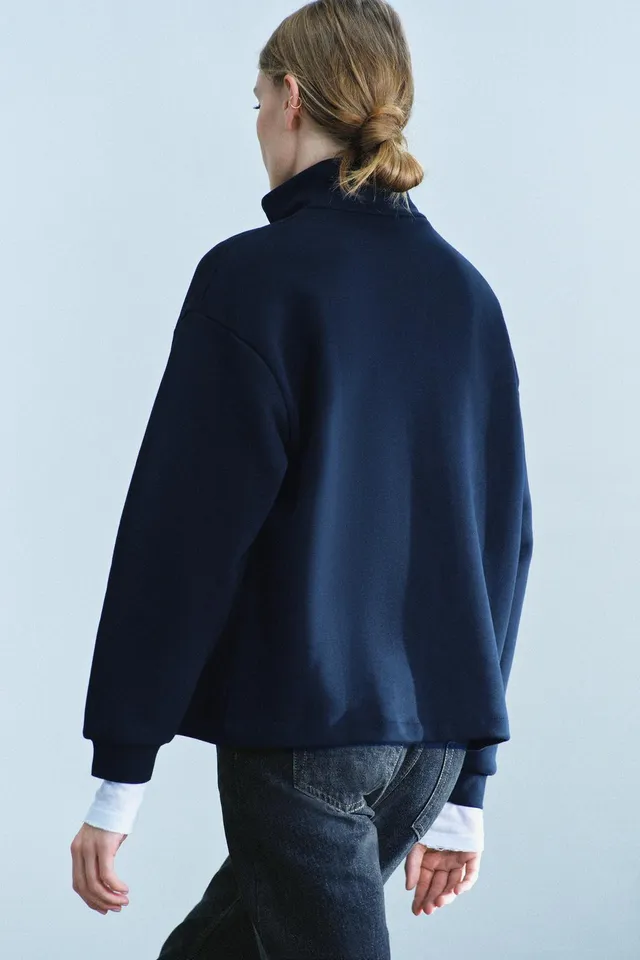 ZIP-UP SWEATSHIRT – image 3