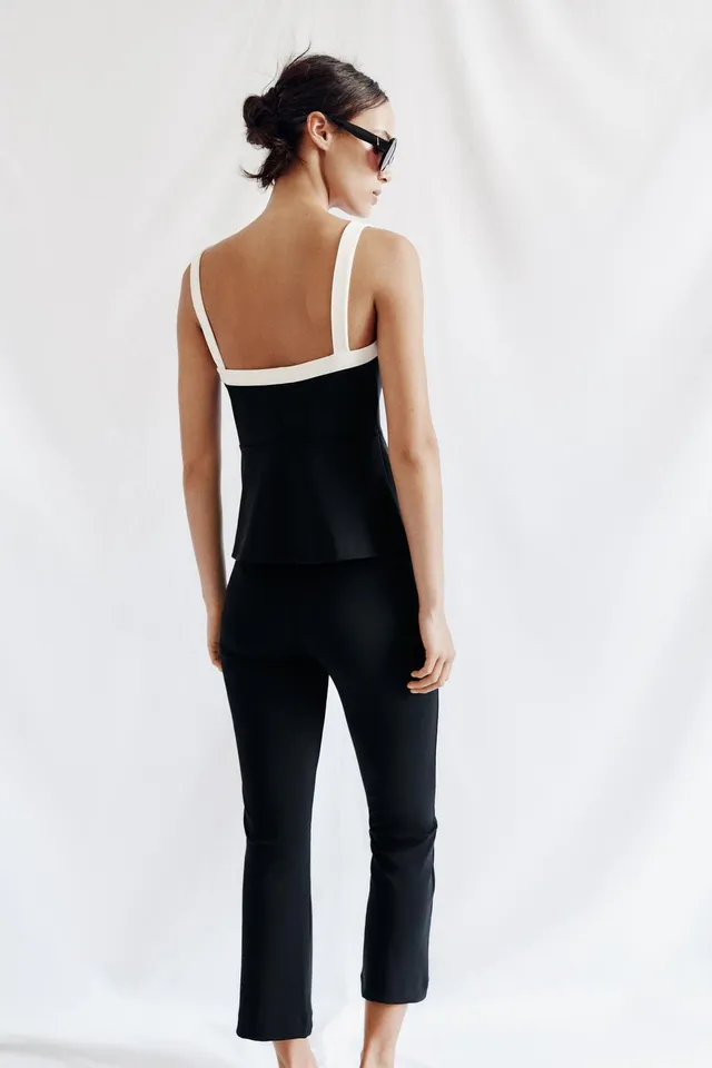 LEGGINGS FLARE بثنية رفيعة – صورة 4
