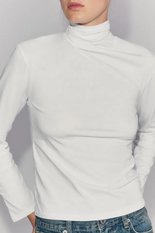 SCARF T-SHIRT – image 2