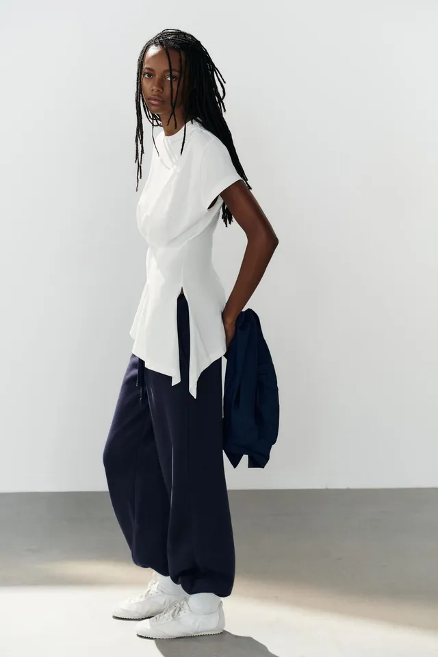 ASYMMETRIC PLEATED T-SHIRT – image 3