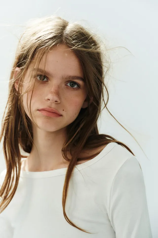 BOAT NECK T-SHIRT – image 3