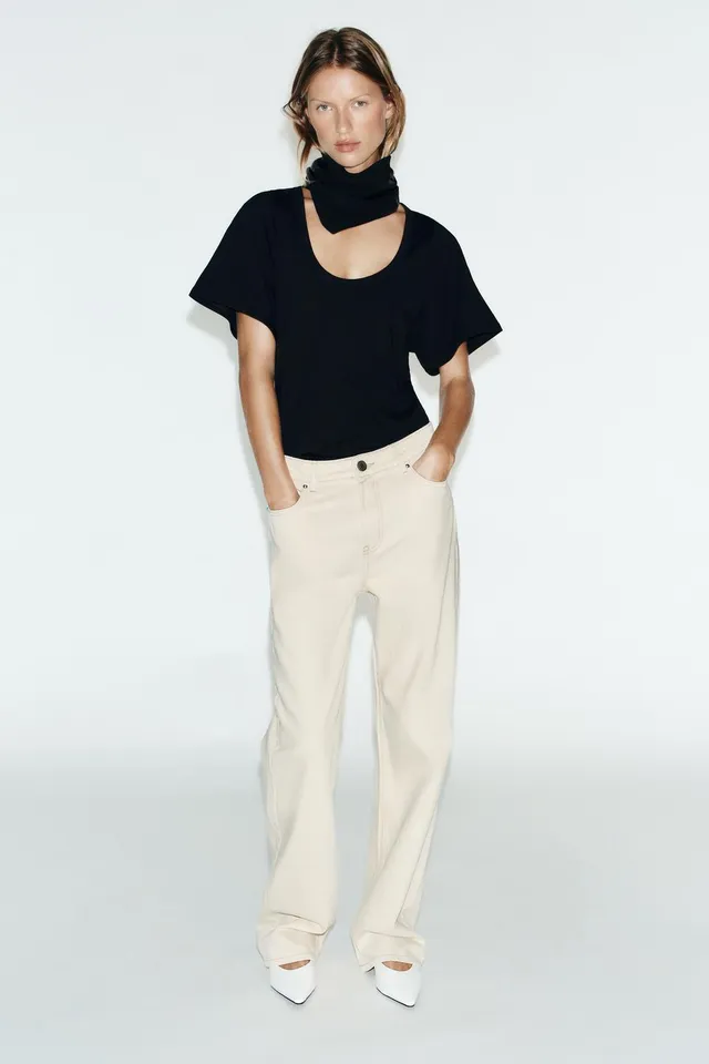 ROUND NECK T-SHIRT