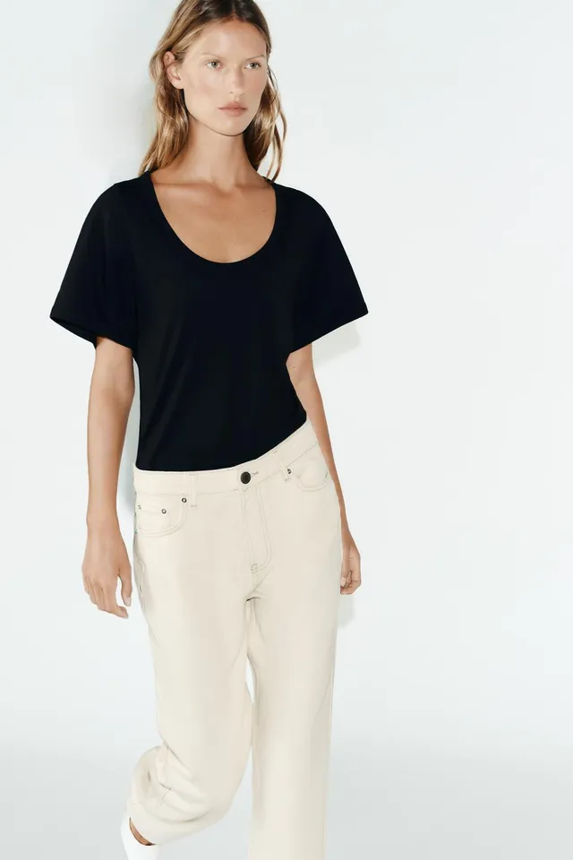 ROUND NECK T-SHIRT – image 3