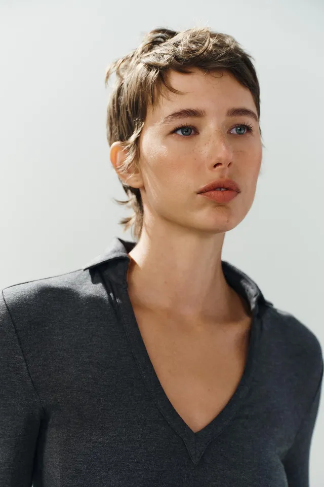 POLO COLLAR T-SHIRT – image 4