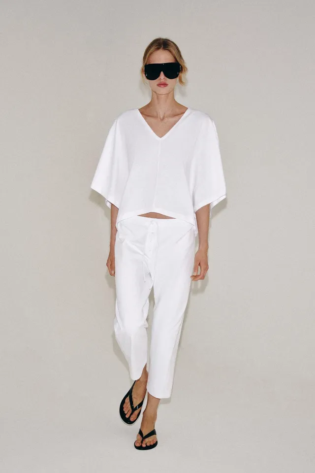 COTTON CAPE-STYLE T-SHIRT