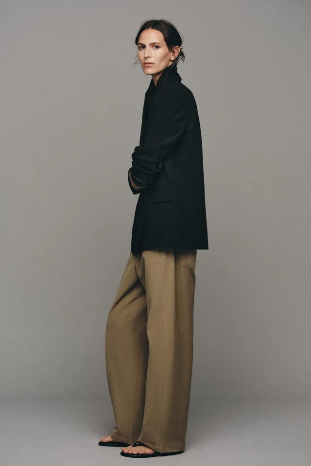 OVERSIZED DOUBLE-BREASTED BLAZER – image 3