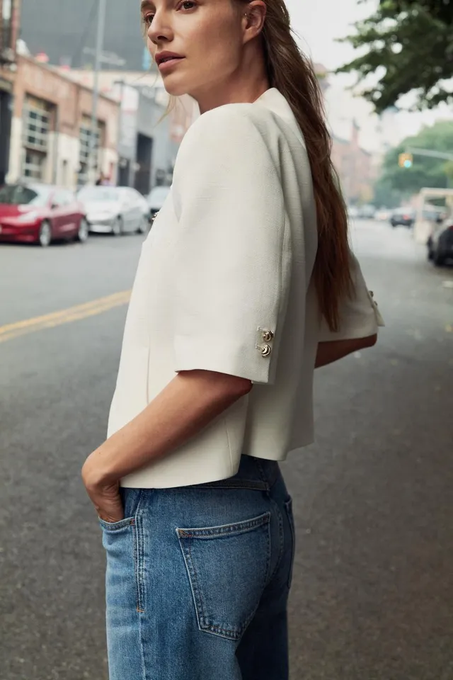 SHORT SLEEVE BLAZER WITH SHOULDER PADS – image 4