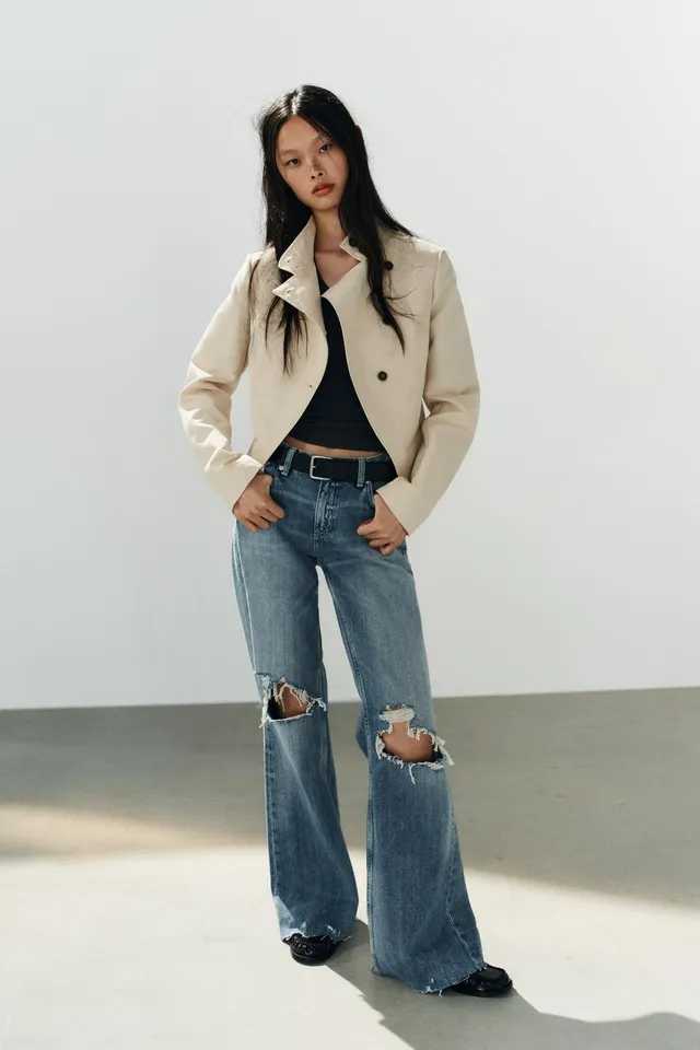 DOUBLE-BREASTED BUTTON BLAZER