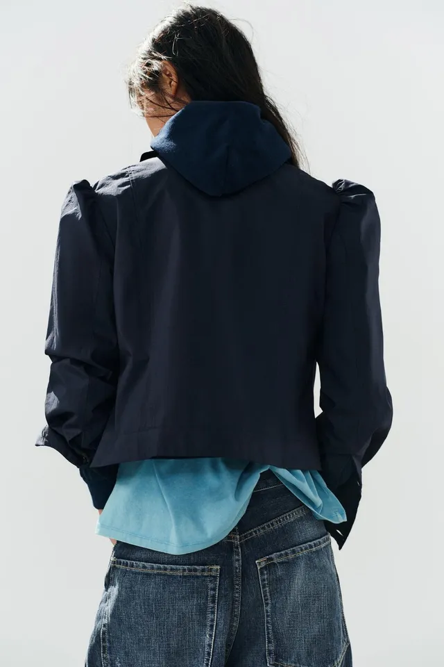 SHORT GATHERED SHOULDER BLAZER – image 6