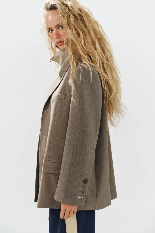 OVERSIZE PINSTRIPE BLAZER – image 3