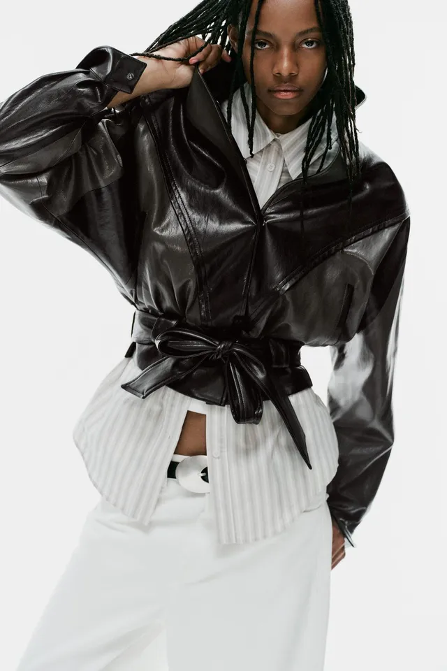 LEATHER EFFECT BELTED JACKET – image 3