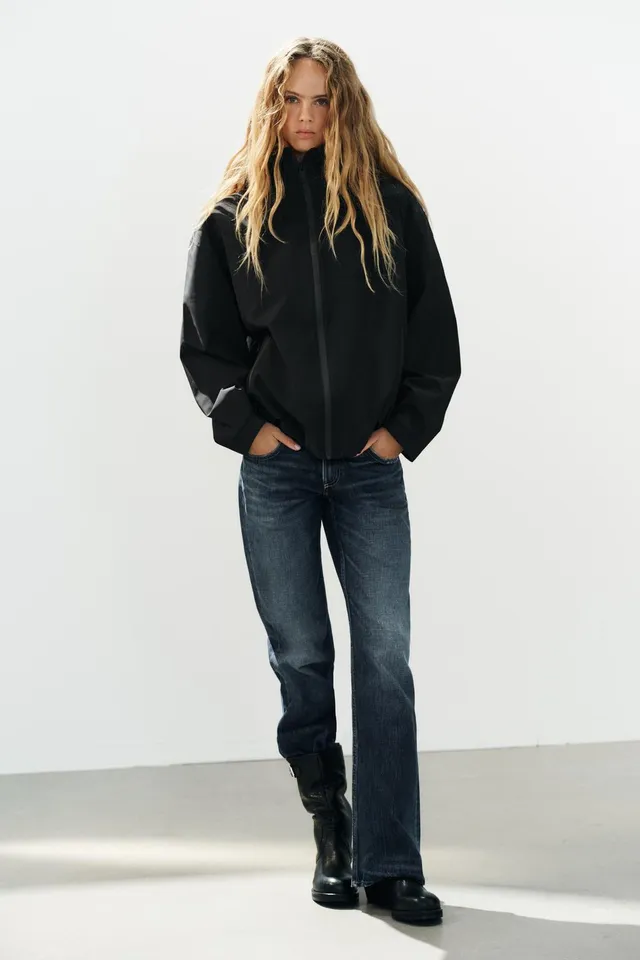 ZIP WINDBREAKER