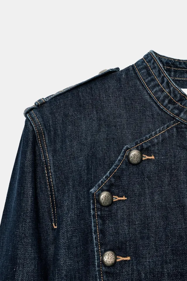 سترة دنيم بأزرار من TRF – صورة 7